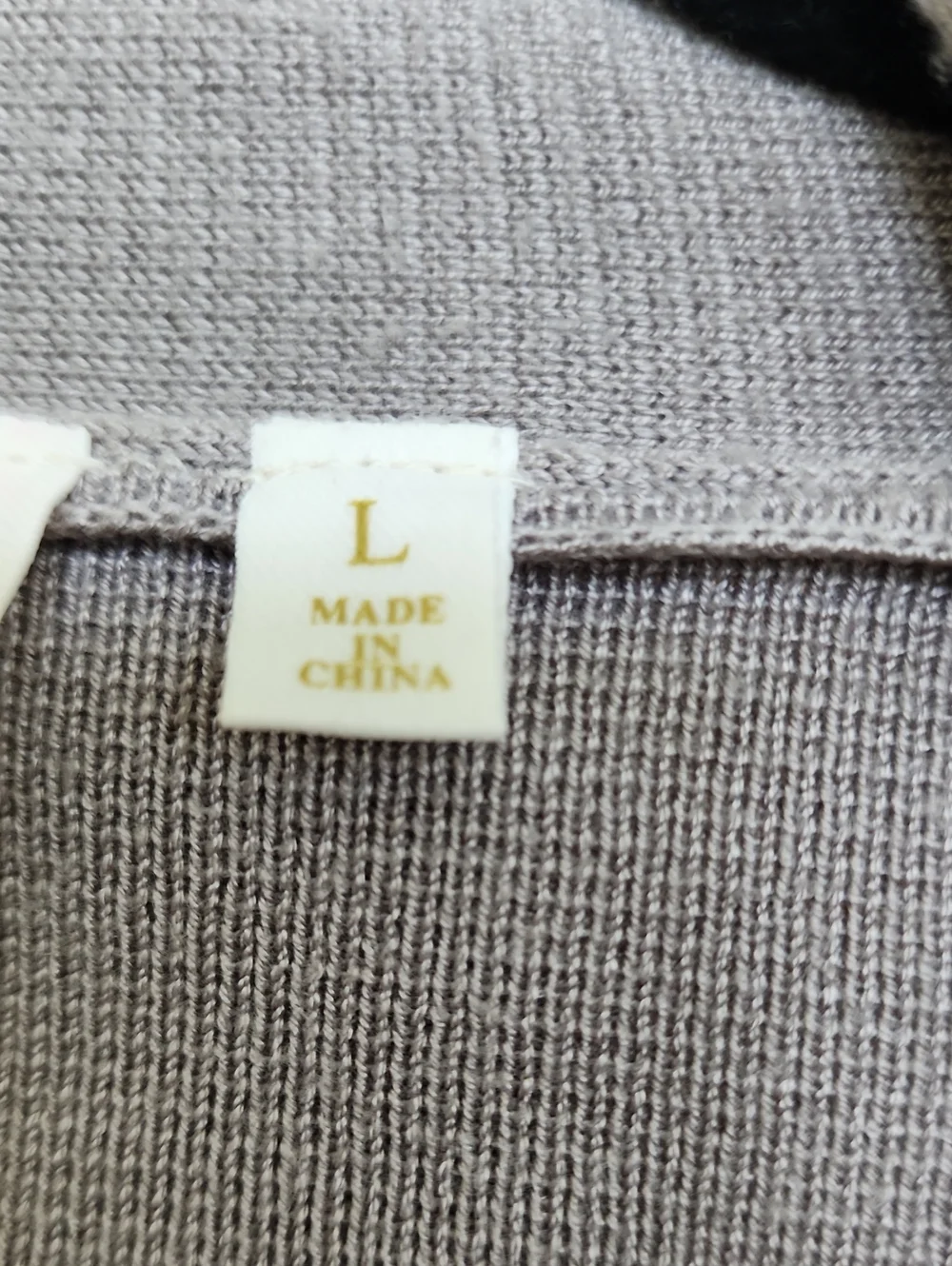 Cardigan in Light Gray